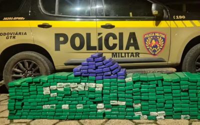 Polícia Rodoviária apreende 341 barras de maconha na MG-050 em Passos