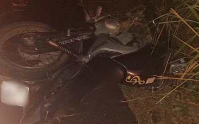 Motociclista morre em acidente com caminhão na BR-354, em Campo Belo, MG